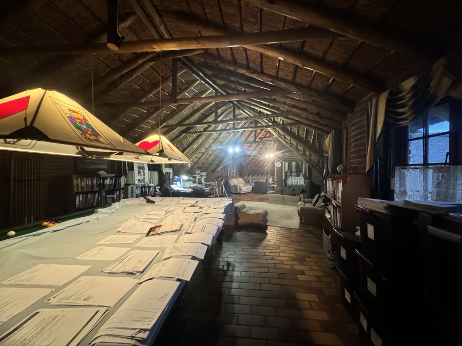 6 Bedroom Property for Sale in Doringkruin North West